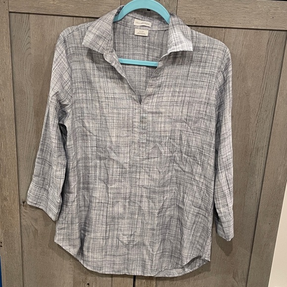 Van Heusen Tops - Van Heusen blue and White tweed Shirt